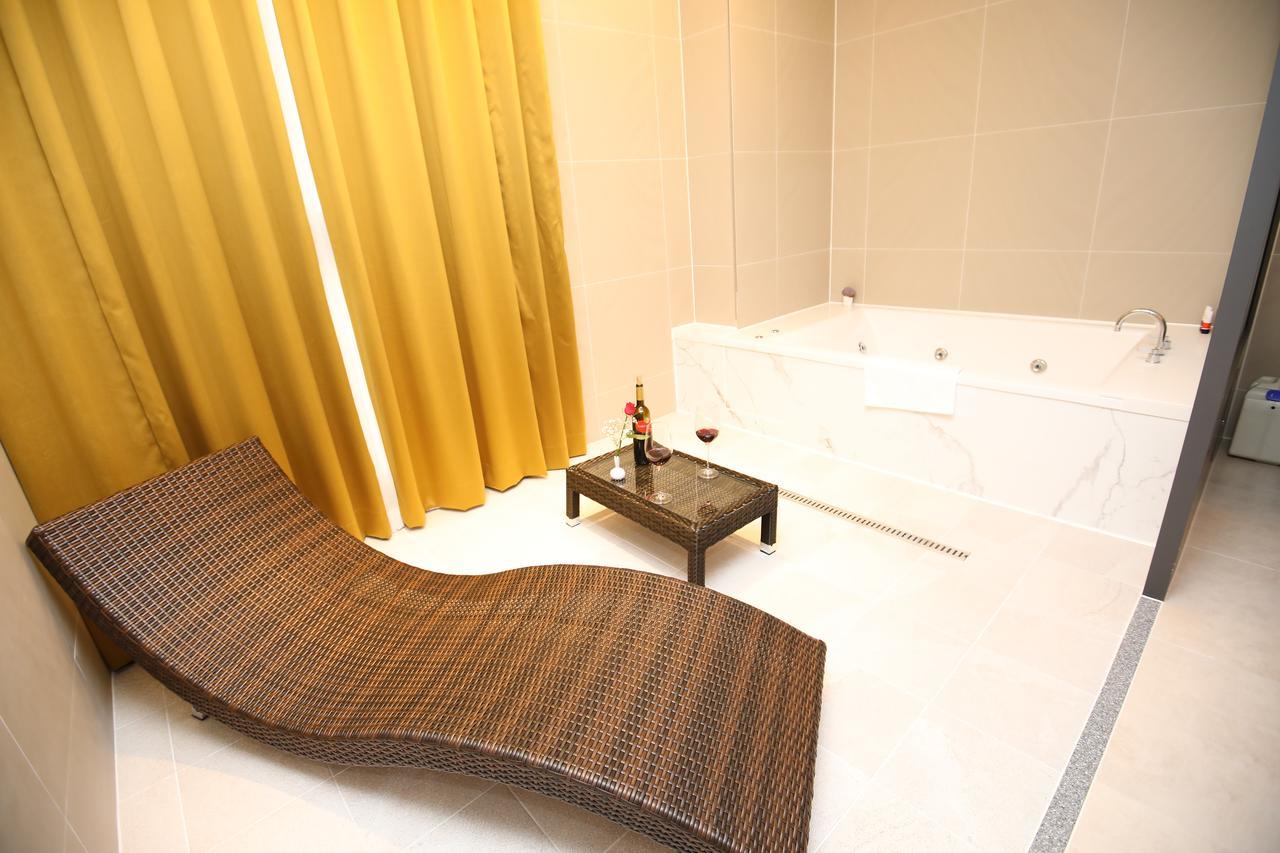 Rest Hotel Gimpo Экстерьер фото